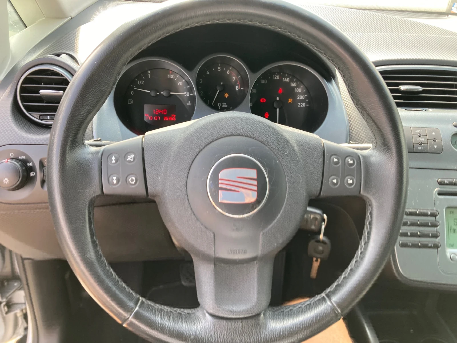 Seat Altea 1.6 Benzin+ GPL 170000 km ORIGINAL, снимка 10 - Автомобили и джипове - 56047653