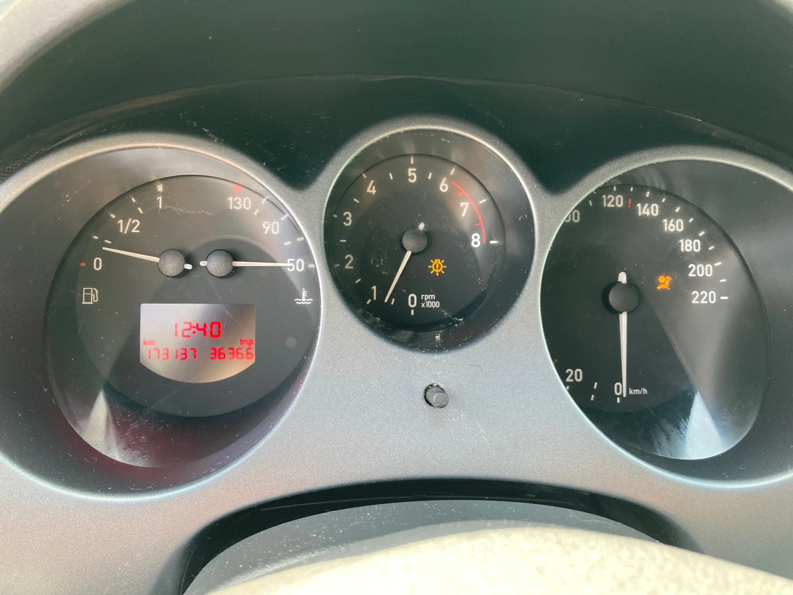 Seat Altea 1.6 Benzin+ GPL 170000 km ORIGINAL, снимка 11 - Автомобили и джипове - 56047653