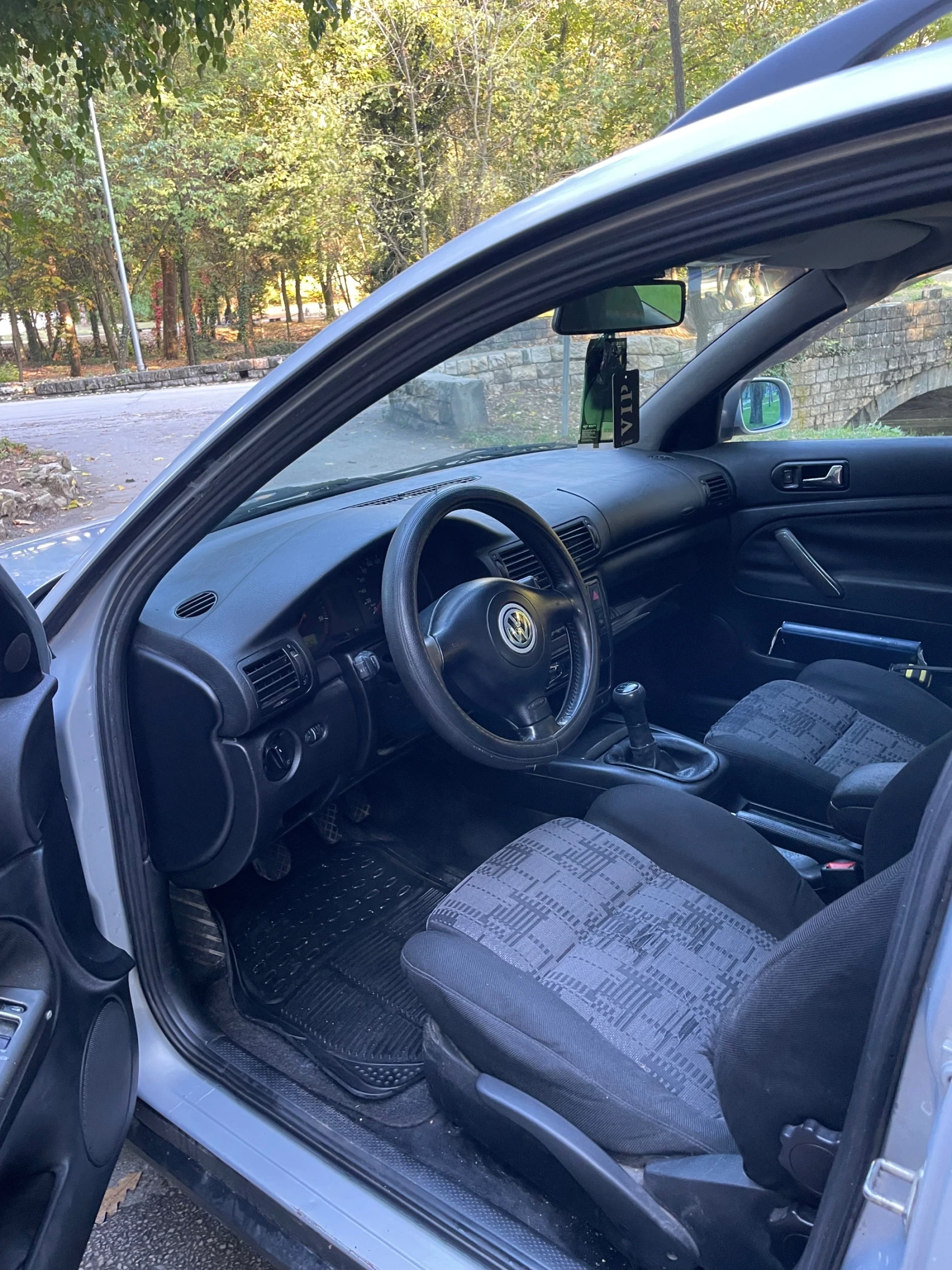 VW Passat 1.9 110hp, снимка 7 - Автомобили и джипове - 56507521
