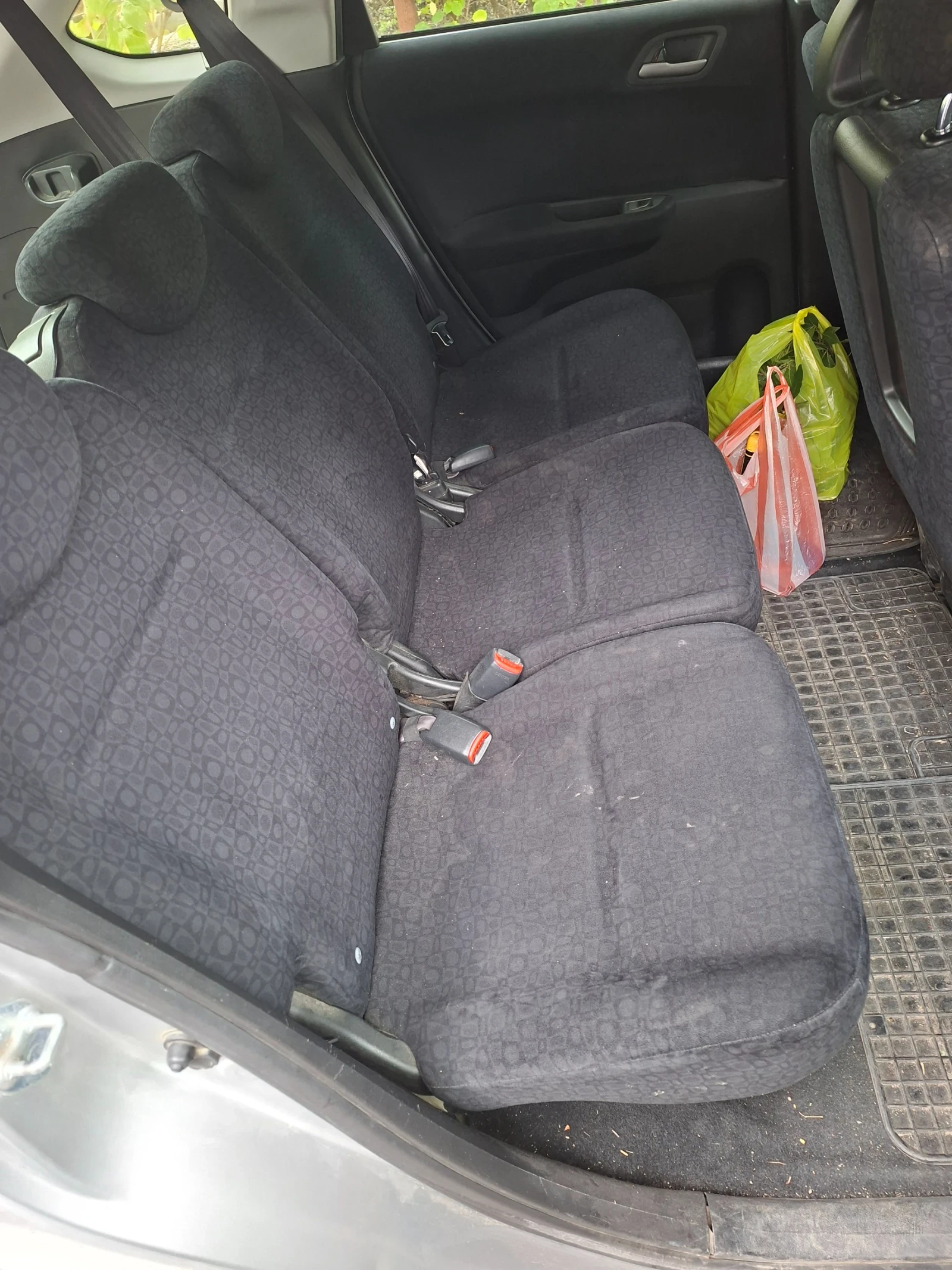 Honda Fr-v, снимка 7 - Автомобили и джипове - 56655299