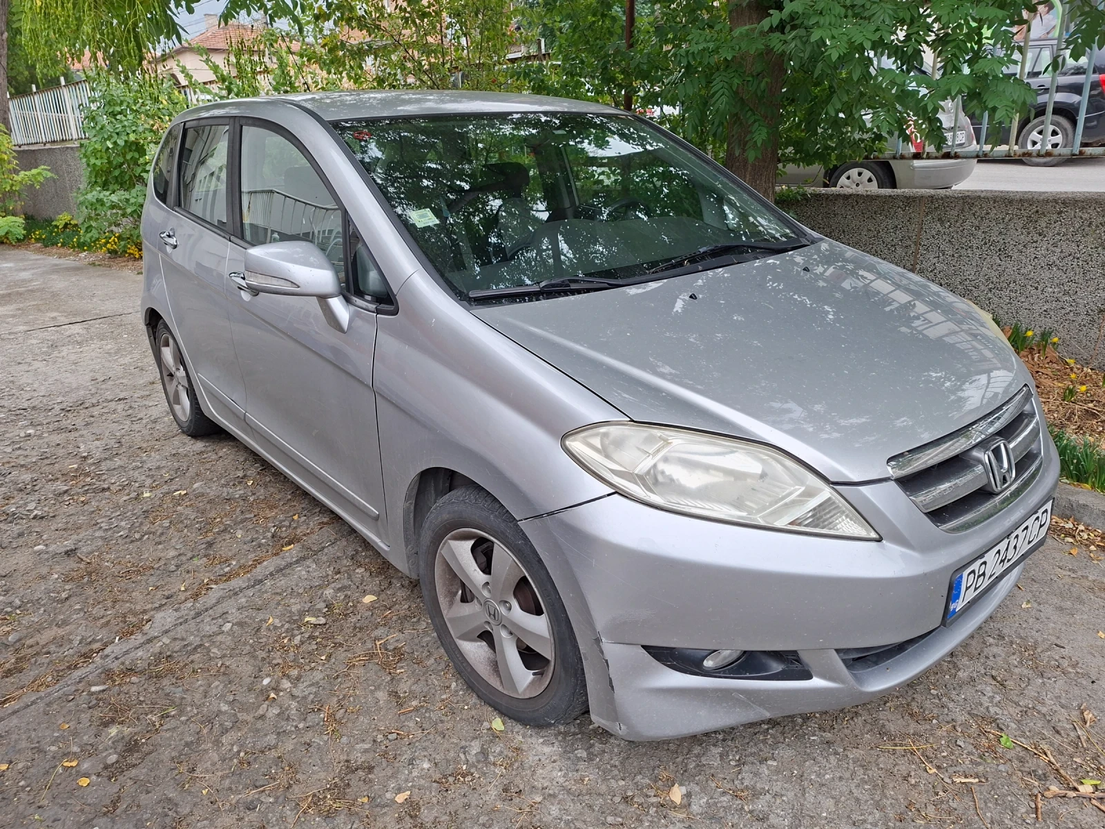 Honda Fr-v, снимка 3 - Автомобили и джипове - 56655299