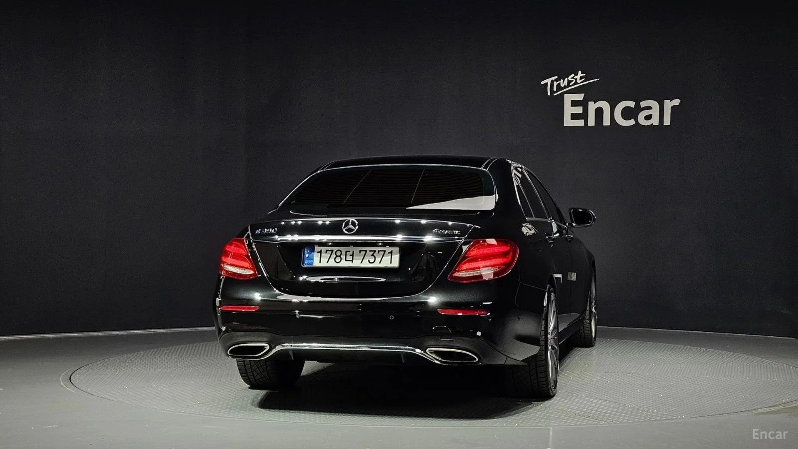 Mercedes-Benz E 350, снимка 4 - Автомобили и джипове - 56726890