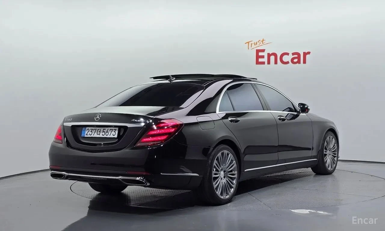 Mercedes-Benz S 560, снимка 2 - Автомобили и джипове - 56736828