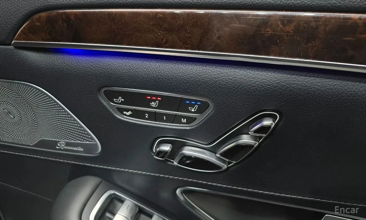 Mercedes-Benz S 560, снимка 16 - Автомобили и джипове - 56736828