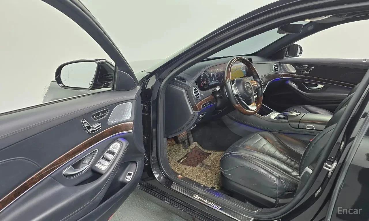 Mercedes-Benz S 560, снимка 6 - Автомобили и джипове - 56736828