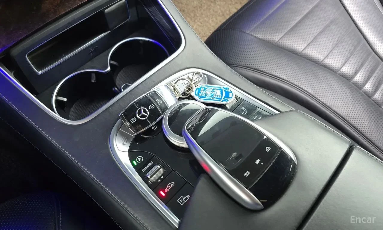 Mercedes-Benz S 560, снимка 11 - Автомобили и джипове - 56736828