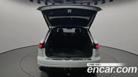 VW Touareg 3.0TDI R-Line| 360| HEAD UP| PANO| ПАМЕТ| ОБДУХ, снимка 17