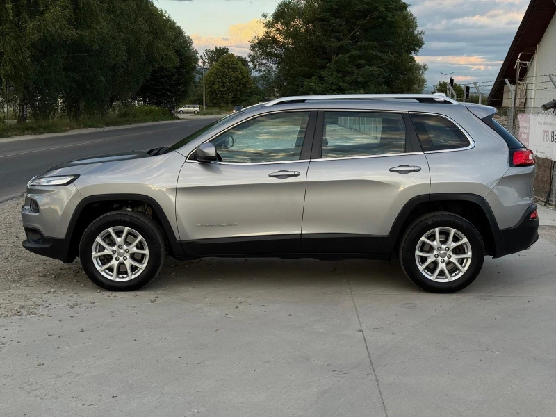 Jeep Cherokee 2.2 Multijet 4WD Навигация/Автомат/Собствен лизинг, снимка 7 - Автомобили и джипове - 50990027