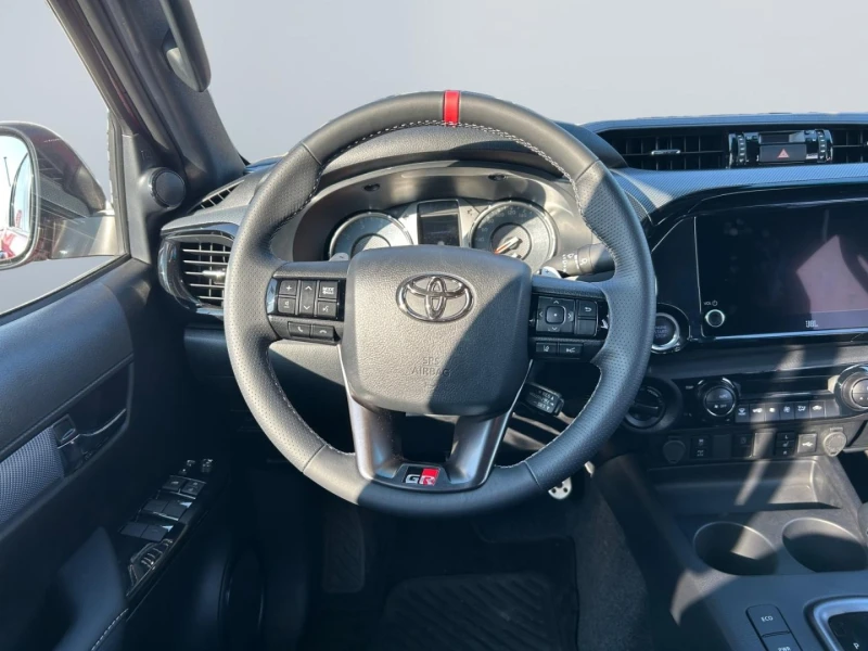 Toyota Hilux 2.8 D-4D/GR SPORT/DOUBLE CAB/JBL/360/LED/, снимка 9 - Автомобили и джипове - 52580760