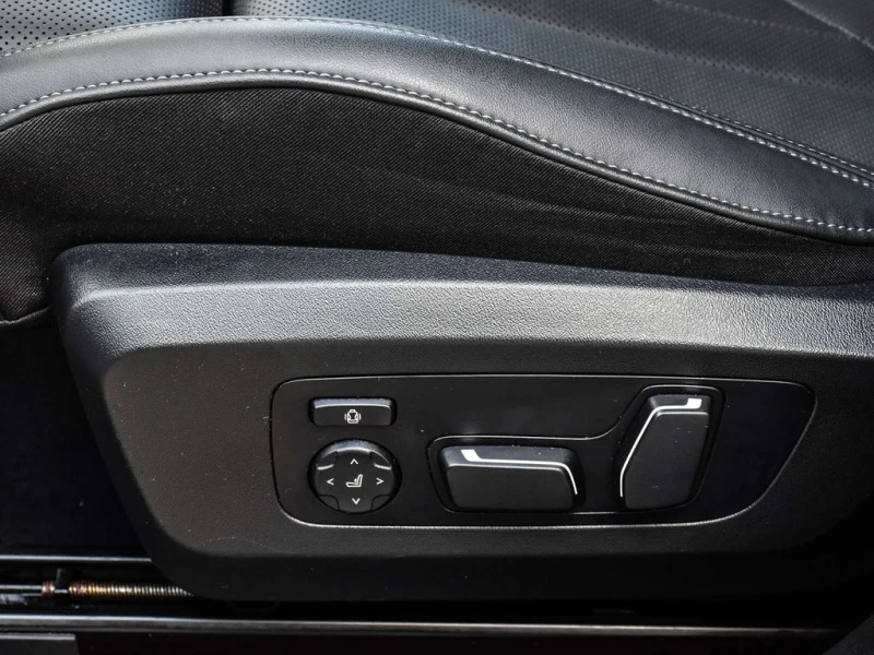 BMW X3 2025 30 xDrive * CARFAX * БЕЗ ПЪРВОНАЧАЛНА ВНОСКА, снимка 12 - Автомобили и джипове - 53110250