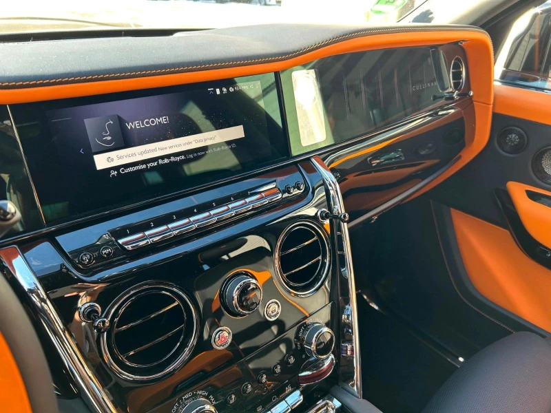 Rolls-Royce Cullinan SERIES II , снимка 6 - Автомобили и джипове - 53329659