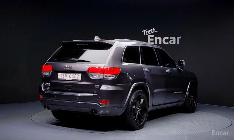 Jeep Grand cherokee, снимка 2 - Автомобили и джипове - 53361556