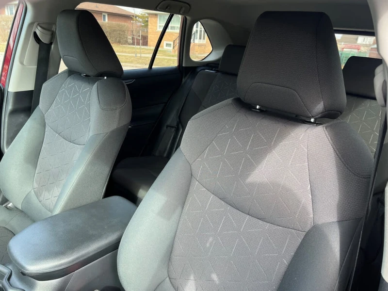 Toyota Rav4 Hybrid LE* 4x4, снимка 11 - Автомобили и джипове - 53435857