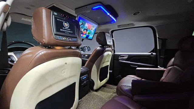 Cadillac Escalade ESV, снимка 4 - Автомобили и джипове - 55793347