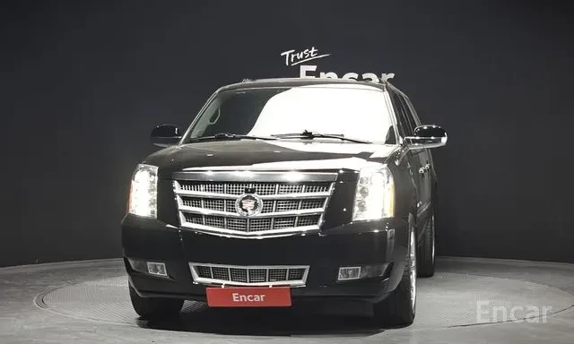 Cadillac Escalade ESV, снимка 2 - Автомобили и джипове - 55793347