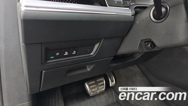 VW Touareg 3.0TDI R-Line| 360| HEAD UP| PANO| ПАМЕТ| ОБДУХ, снимка 10 - Автомобили и джипове - 55903096