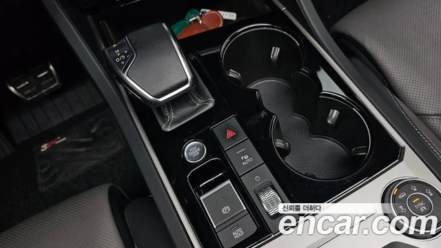 VW Touareg 3.0TDI R-Line| 360| HEAD UP| PANO| ПАМЕТ| ОБДУХ, снимка 9 - Автомобили и джипове - 55903096
