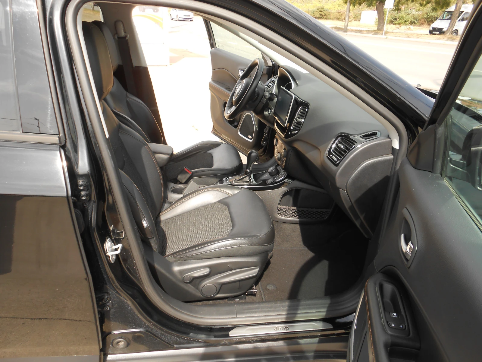 Jeep Compass 4x4-Gpl-Navi-DVD-Tv-Kameri-Euro-6D-Keyless | Mobile.bg   17