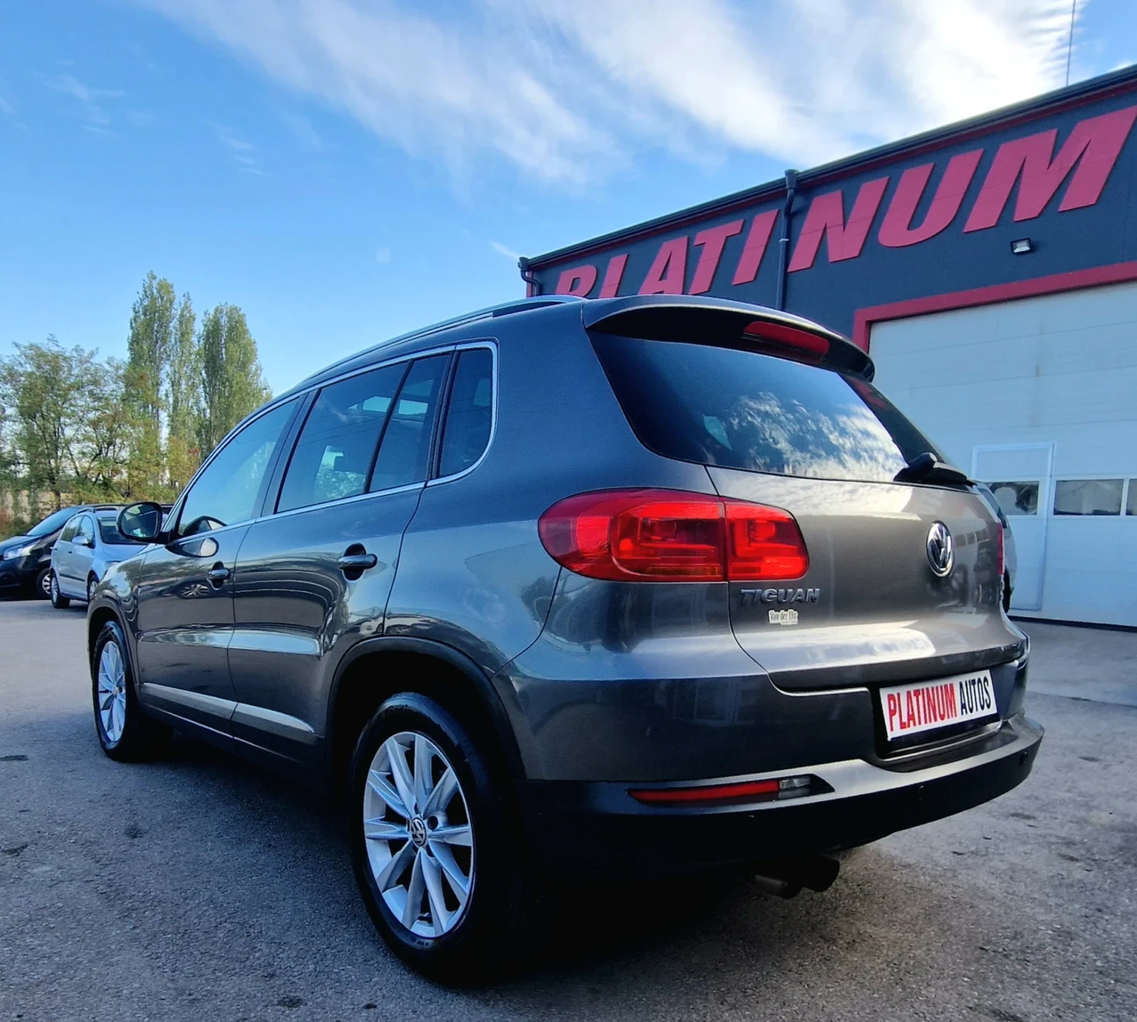 VW Tiguan 2.0TDI/110K.C/PANORAMA/PODGREV - изображение 10