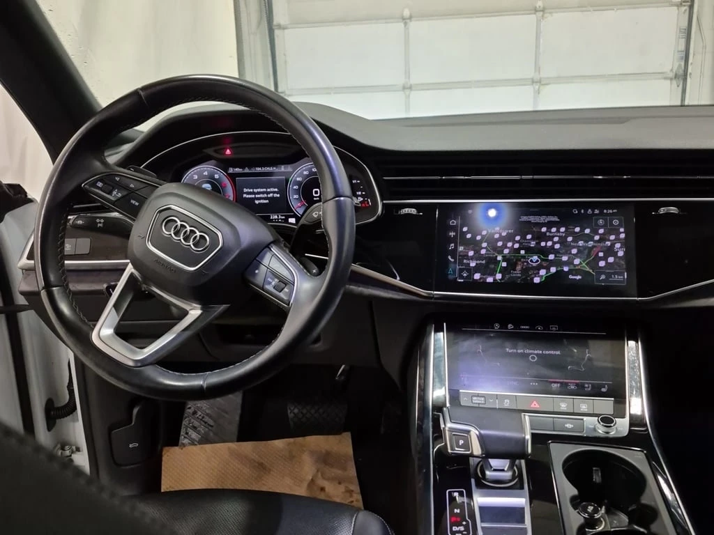 Audi Q8 * PROGRESSIV * CARFAX * БЕЗ ПЪРВОНАЧАЛНА ВНОСКА - изображение 8