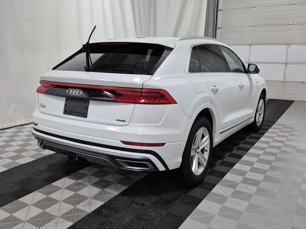 Audi Q8 * PROGRESSIV * CARFAX * БЕЗ ПЪРВОНАЧАЛНА ВНОСКА - изображение 4