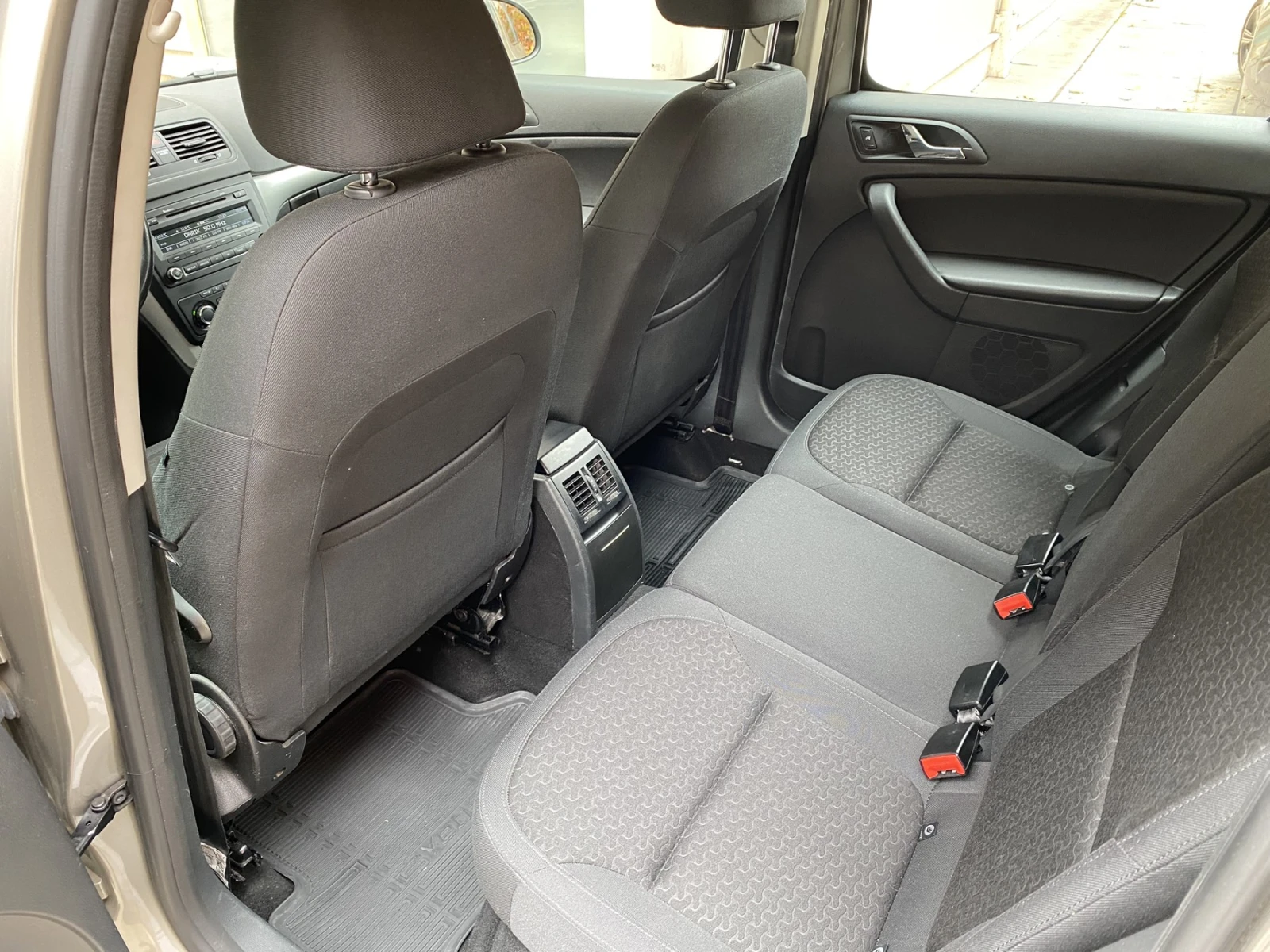 Skoda Yeti 2.0TDI/44/140/  | Mobile.bg   12