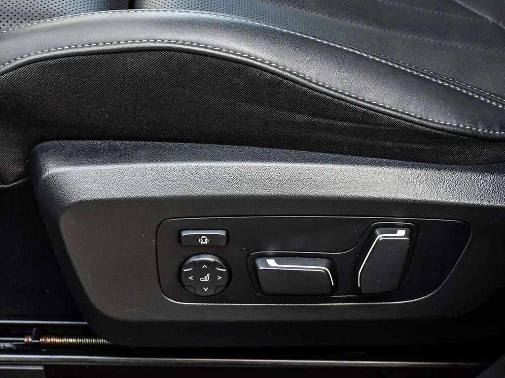 BMW X3 2025 30 xDrive * CARFAX * ��� ������������ ������ | Mobile.bg � ����������� 12