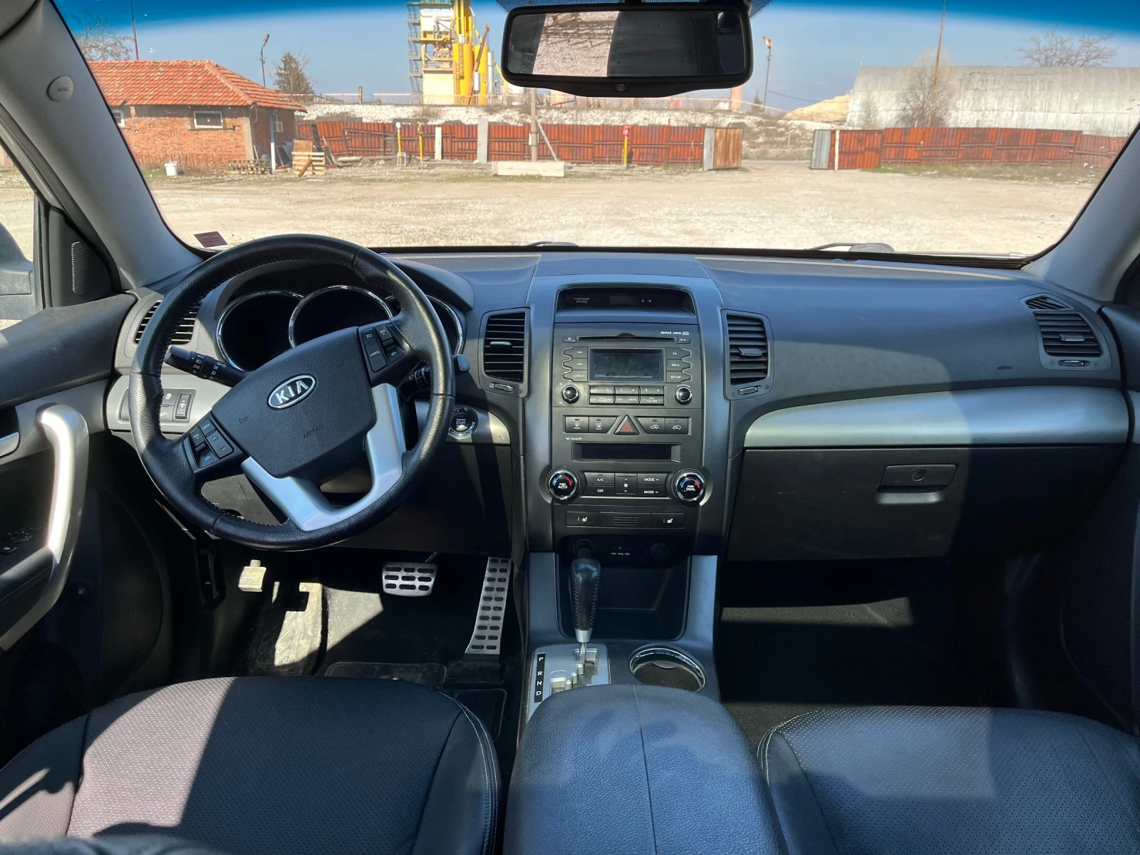 Kia Sorento, снимка 9 - Автомобили и джипове - 54168127