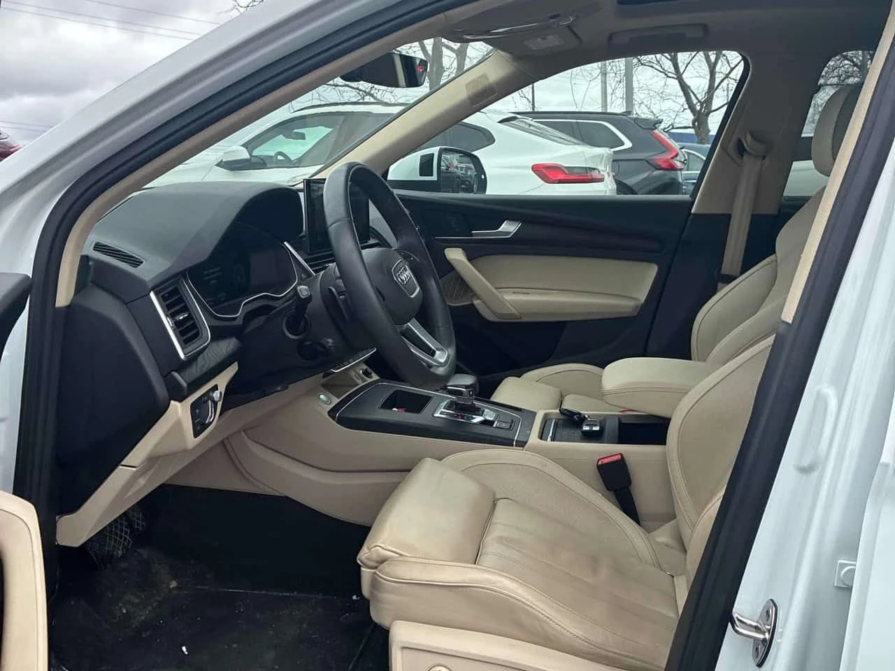 Audi Q5 Technik/MATRIX/360/DIS/B&O/ОБДУХВАНЕ, снимка 5 - Автомобили и джипове - 54378295