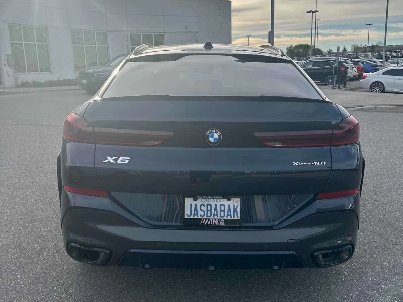 BMW X6 * xDrive40i * ДИСТРОНИК * ВЪЗДУШНО ОКАЧВАНЕ * 360 , снимка 5 - Автомобили и джипове - 54635560