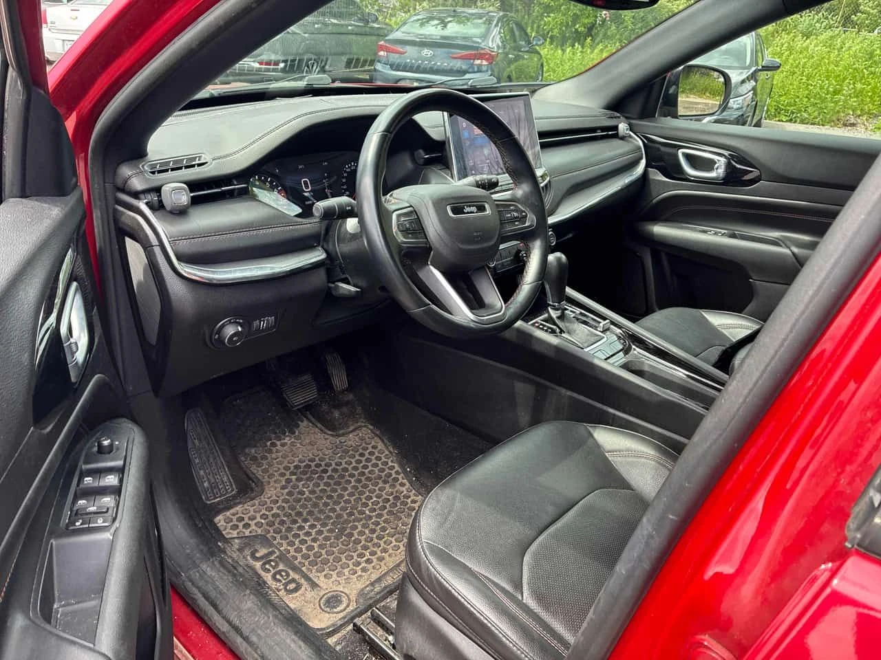 Jeep Compass (RED) Edition| ПОДГРЕВИ| ПАМЕТ| 2 КЛЮЧА| , снимка 5 - Автомобили и джипове - 55050239