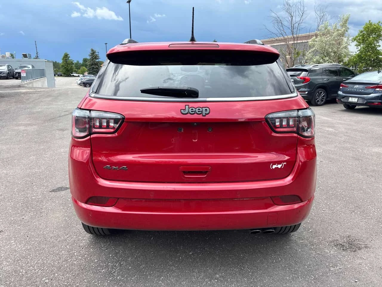 Jeep Compass (RED) Edition| ПОДГРЕВИ| ПАМЕТ| 2 КЛЮЧА| , снимка 4 - Автомобили и джипове - 55050239