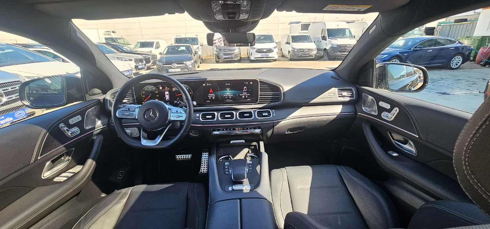Mercedes-Benz GLE 400 COUPE/AMG/330HP/PANO/360/HUD/BURM/512z, снимка 11 - Автомобили и джипове - 55121880