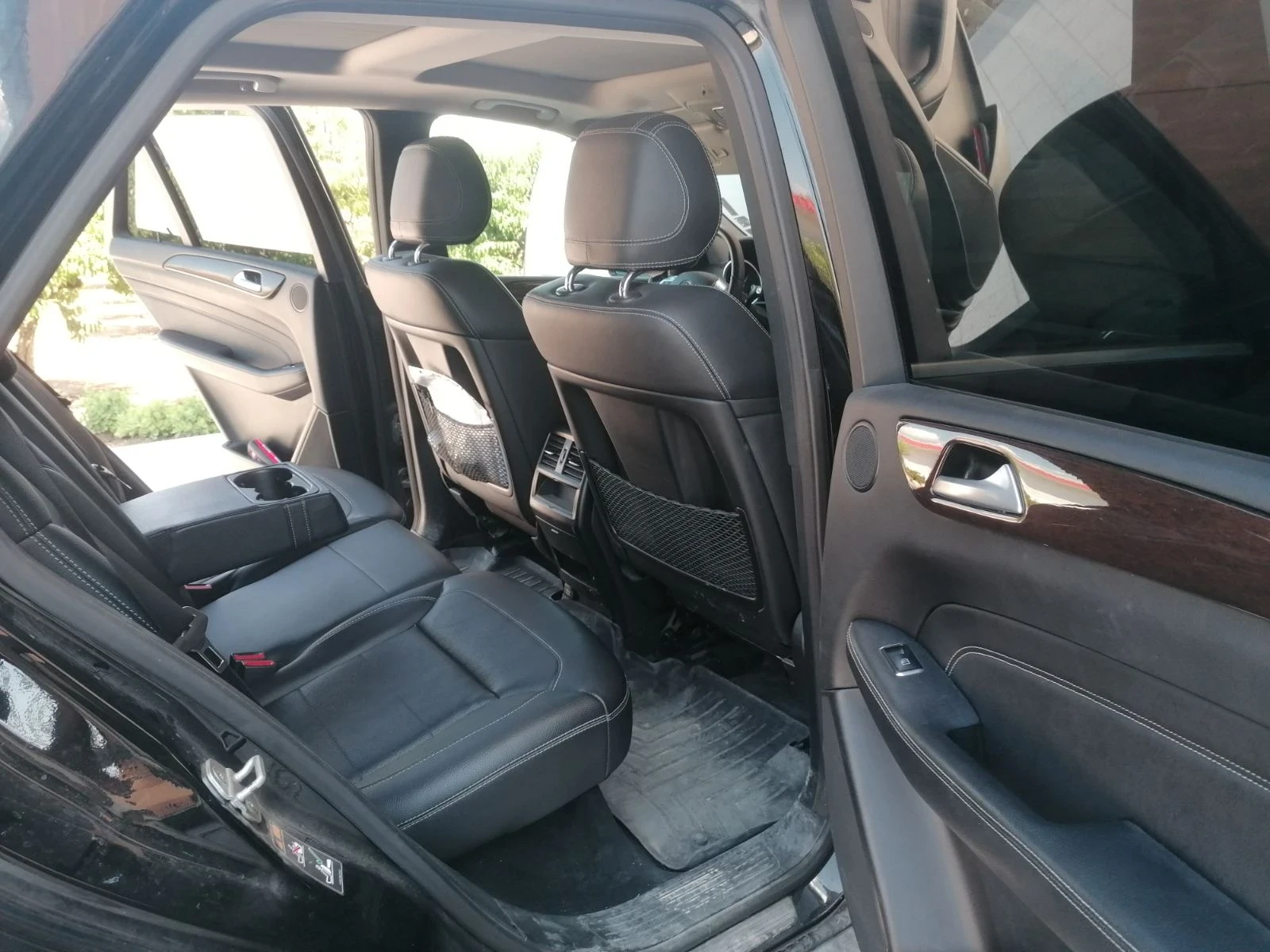 Mercedes-Benz ML 350 Blu tec, keyless, панорама, пружини, снимка 7 - Автомобили и джипове - 55343525