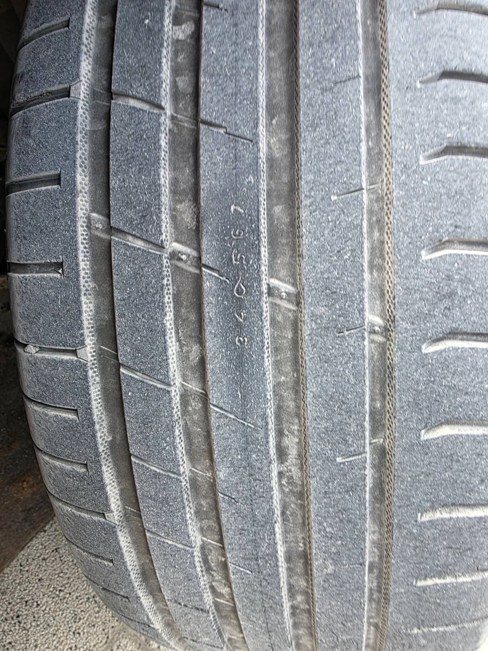 Mercedes-Benz ML 350 Blu tec, keyless, панорама, пружини, снимка 17 - Автомобили и джипове - 55343525