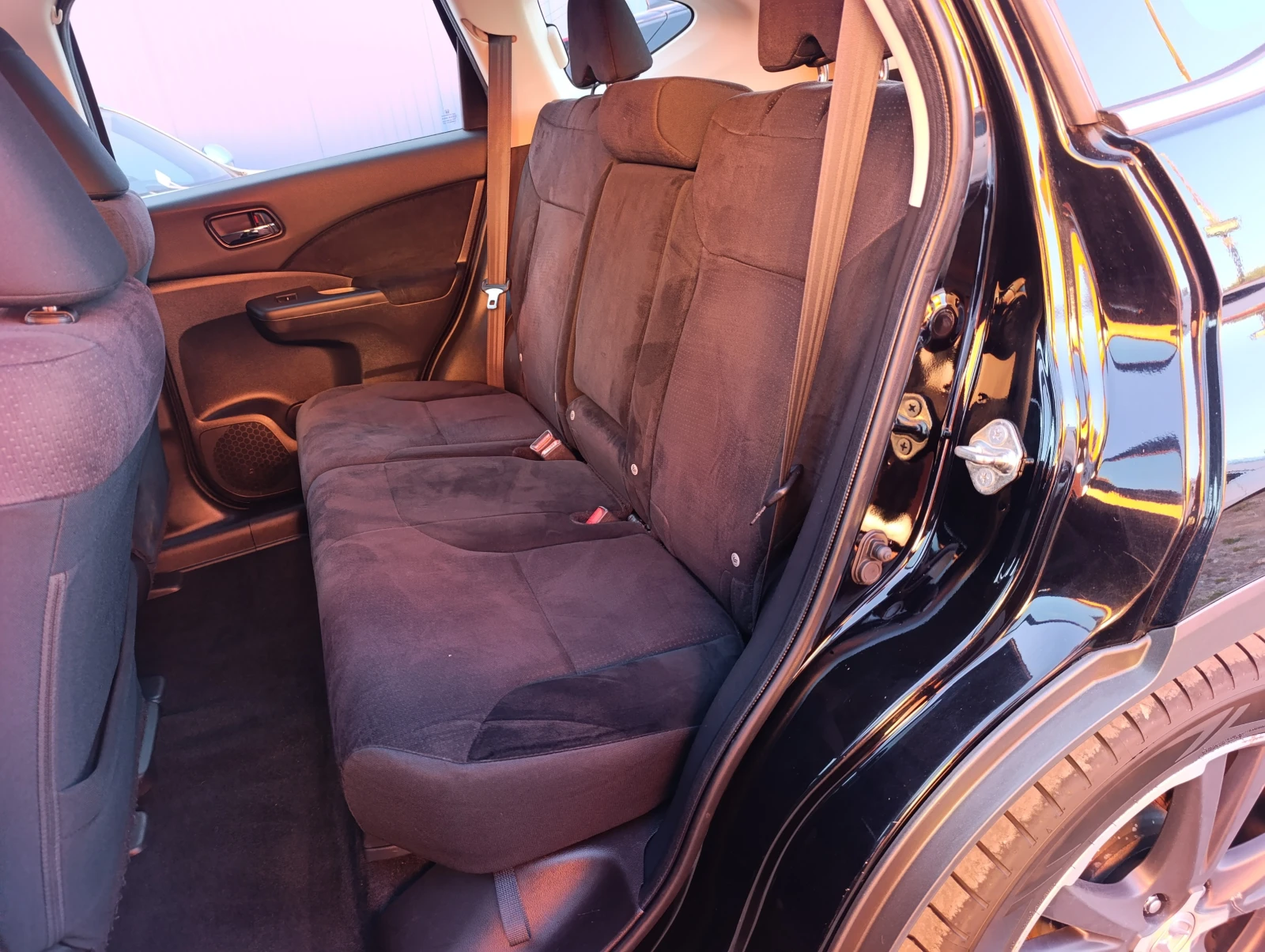 Honda Cr-v 2.2 i-DTEC Executive, снимка 8 - Автомобили и джипове - 56057112