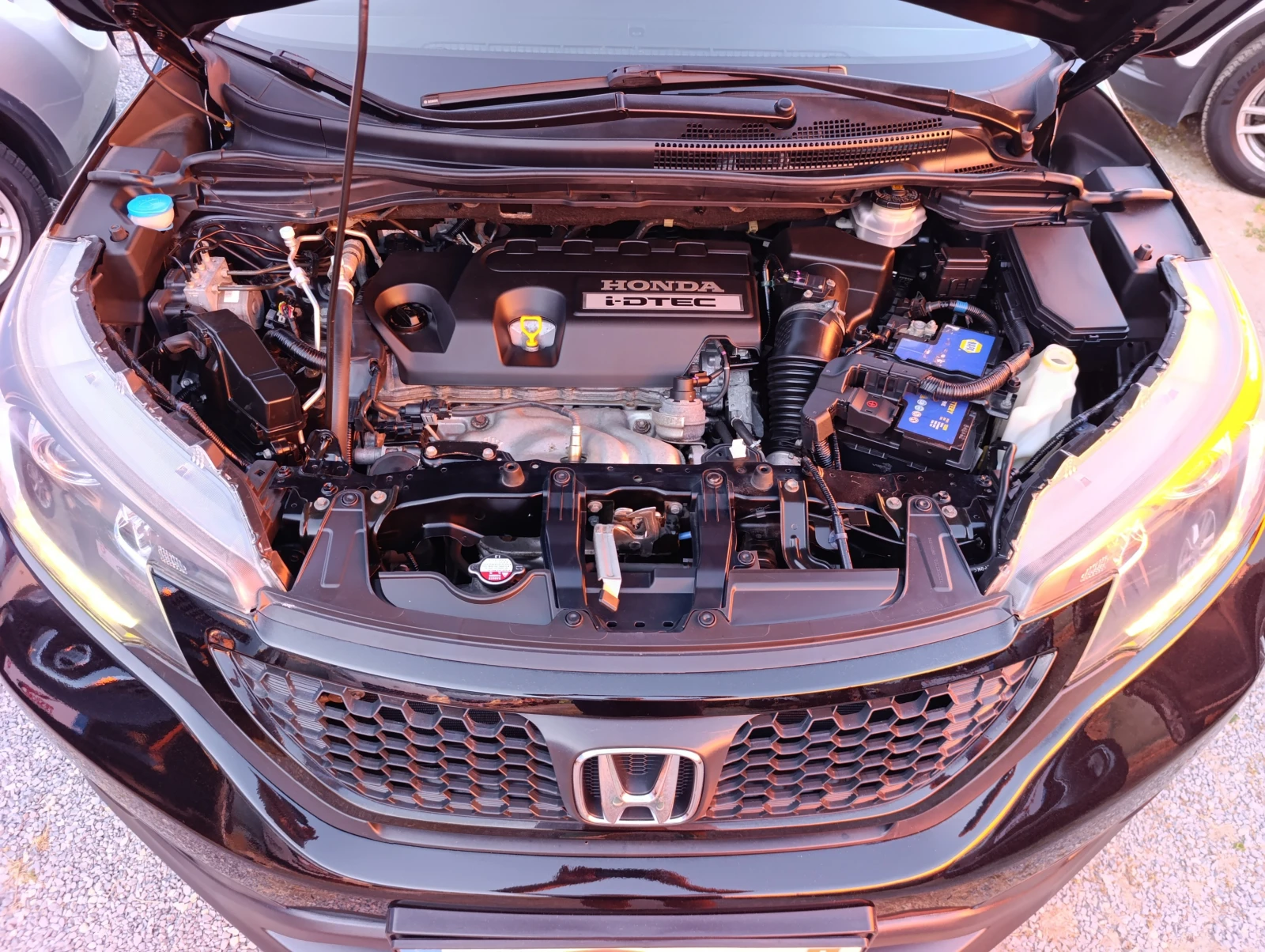 Honda Cr-v 2.2 i-DTEC Executive, снимка 13 - Автомобили и джипове - 56057112