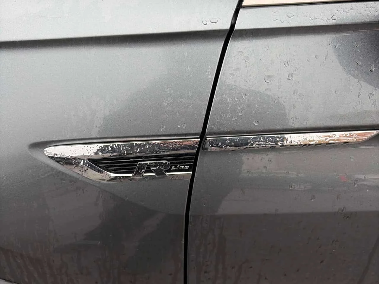 VW Tiguan R LINE/Highline/CARFAX/���������/360 ���/�������� | Mobile.bg � ����������� 15