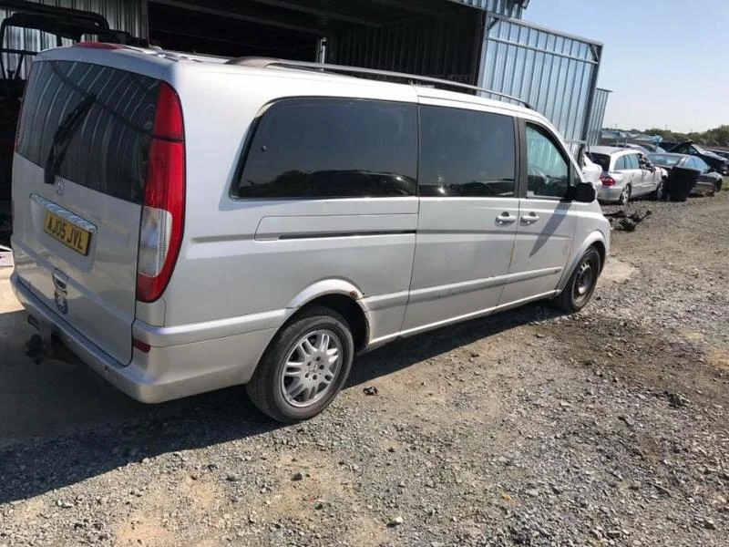 Mercedes-Benz Viano Бизнес класа на части , снимка 4 - Бусове и автобуси - 19173130