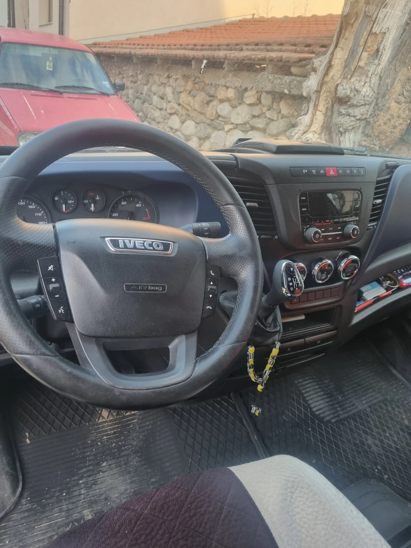 Iveco 35c18  - изображение 5