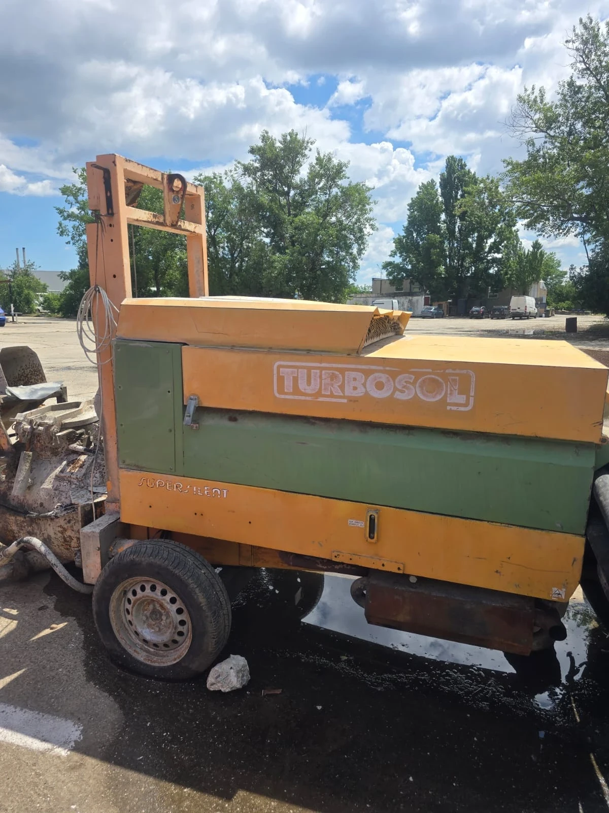 Бетон помпа Друга марка TURBOSOL SUPER SILENT 