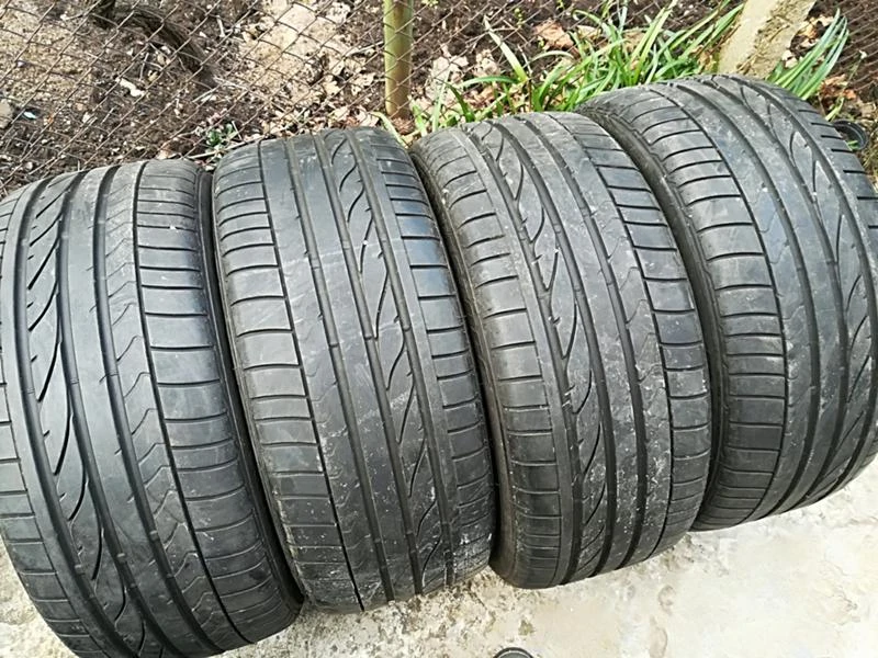 Гуми Летни 245/45R17, снимка 2 - Гуми и джанти - 23687683