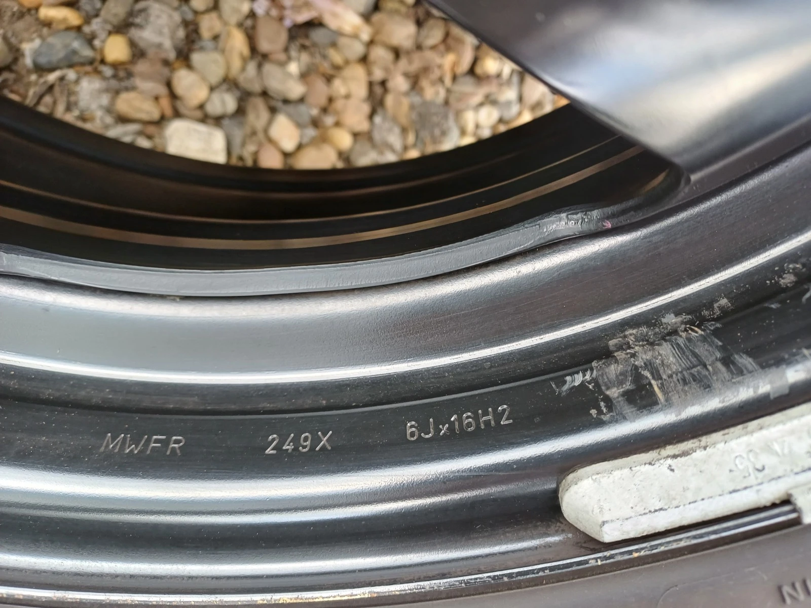    195/55R16  Peugeot 208 | Mobile.bg   9