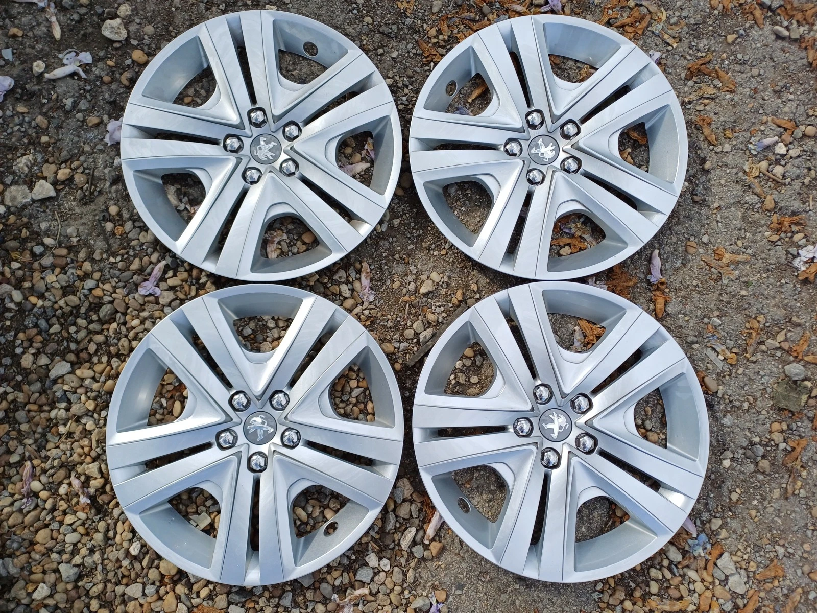    195/55R16  Peugeot 208 | Mobile.bg   2