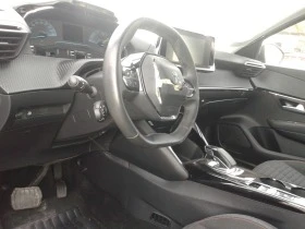 Peugeot 208, снимка 9