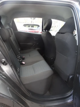 Toyota Yaris 1.0 - 69 к.с., снимка 9