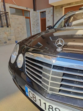 Mercedes-Benz E 500, снимка 17