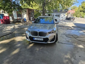 BMW iX1, снимка 10