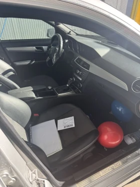 Mercedes-Benz C 200, снимка 6