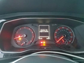 VW Jetta 1.4L 4 Front-wheel Drive - 13100 € / 25621.37 лв. - 74403752 12